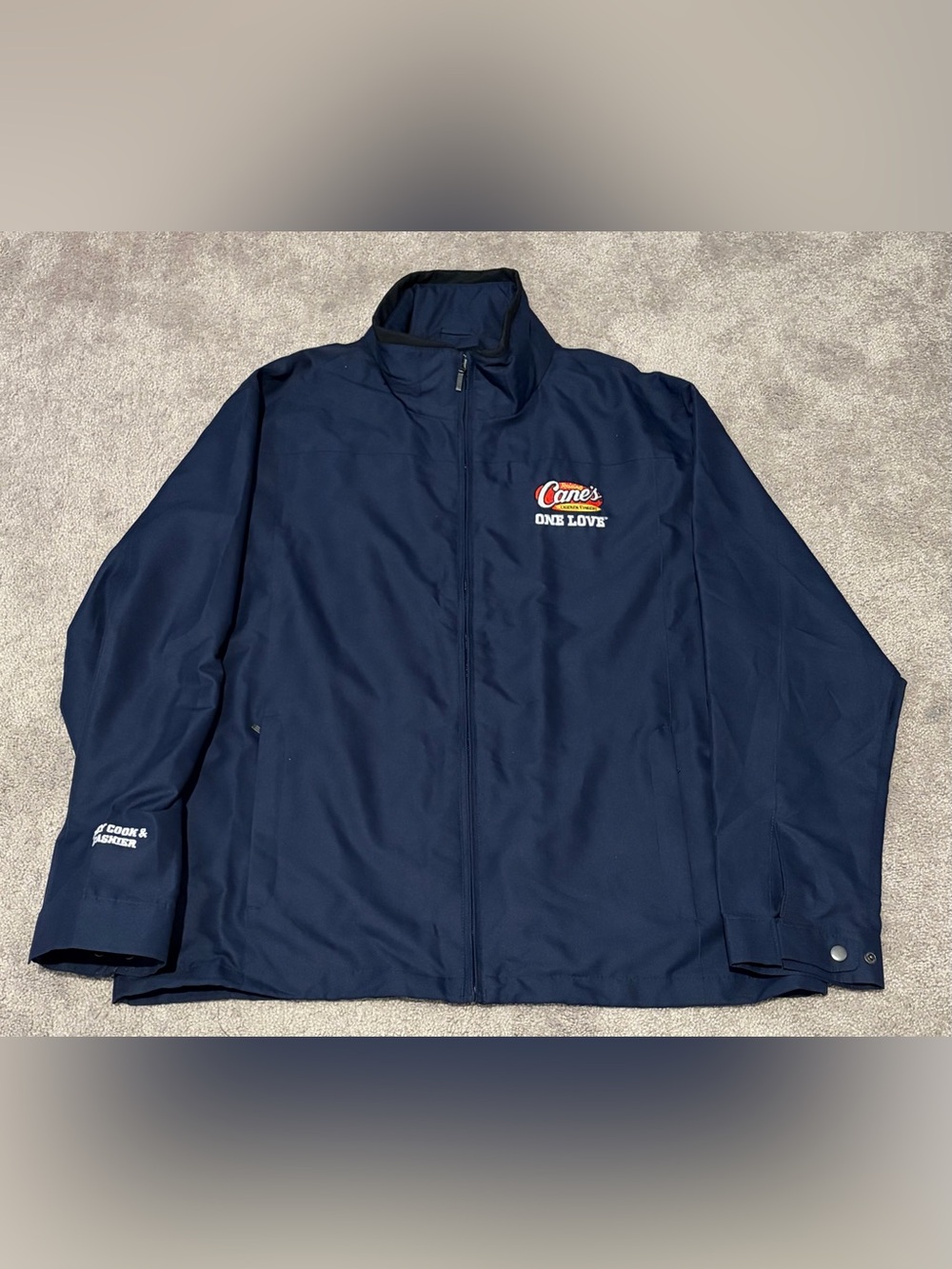 Raising Canes Men’s XL Navy Blue Uniform Full Zip Up Soft Shell Jacket